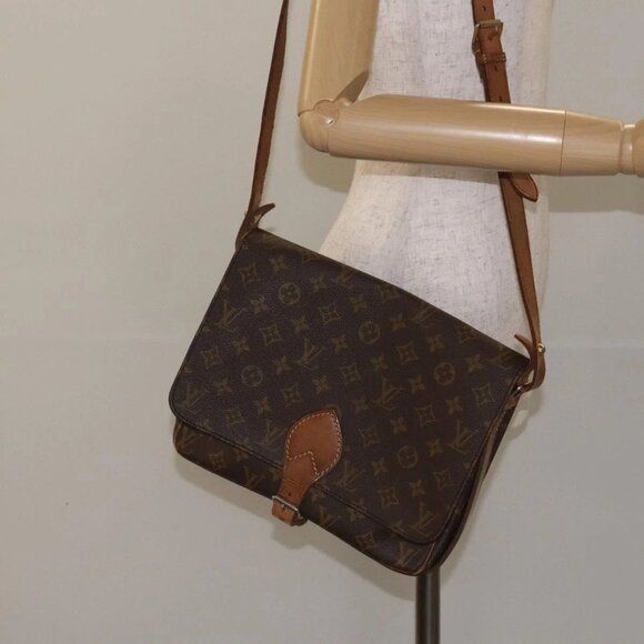 LOUIS VUITTON Monogram Cartouchiere GM Shoulder Bag Vintage M51252 Auth 129350 - Picture 13 of 15